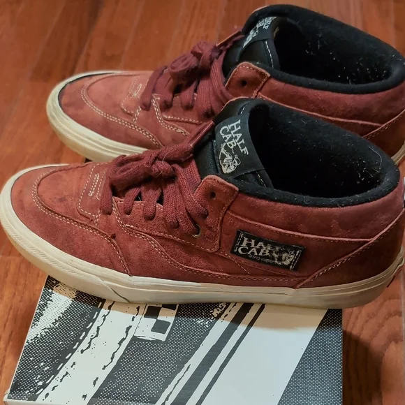 Vans Skateboarding Half Cab Pig Suede Size 10.5 Brick Red Burgandy White Sole - Picture 2 of 16